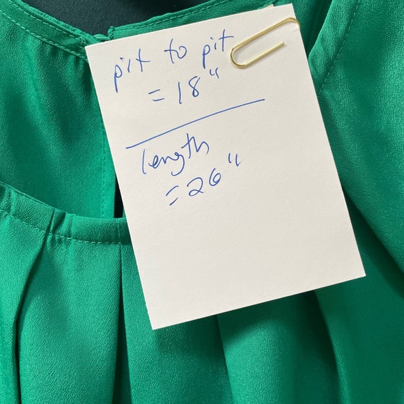 XS Emerald Green Sleeveless Silky Top - Picture 4 of 4